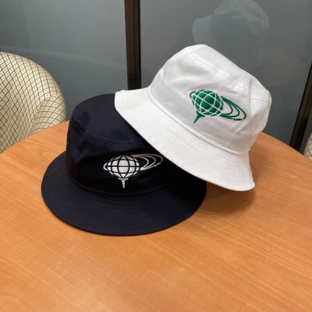 빔즈골프 뉴에라 화이트 벙거지 모자 (L/XL 사이즈)