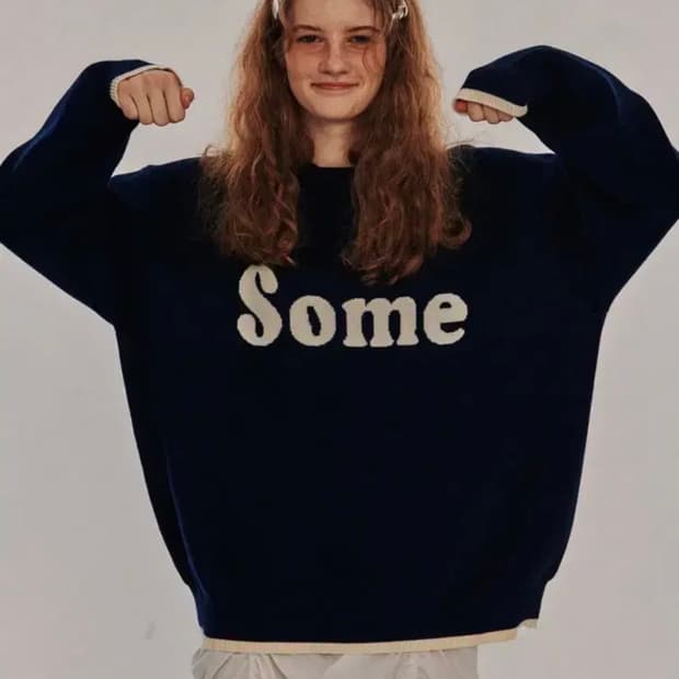 Some 썸 레터링 네이비 니트