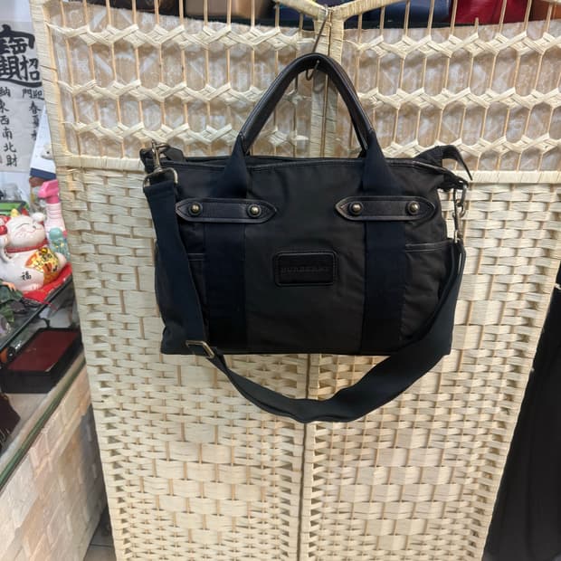 정품 버버리 브리프케이스 2way백 팝니다