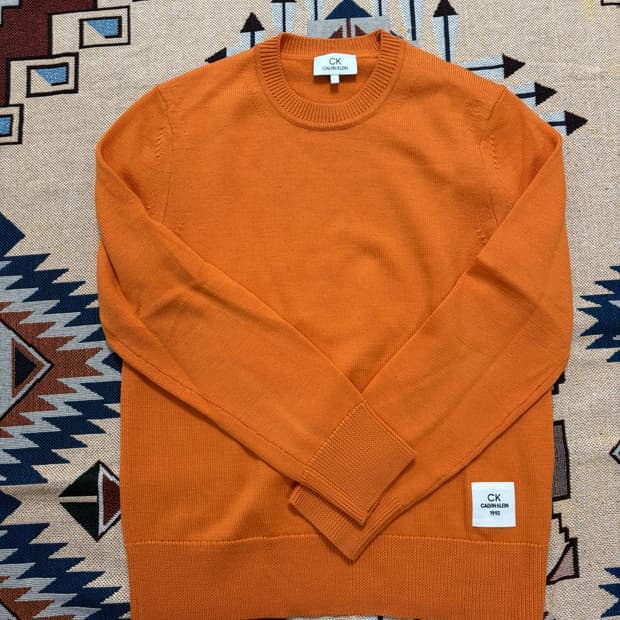 캘빈클라인 오렌지 스웨터 L