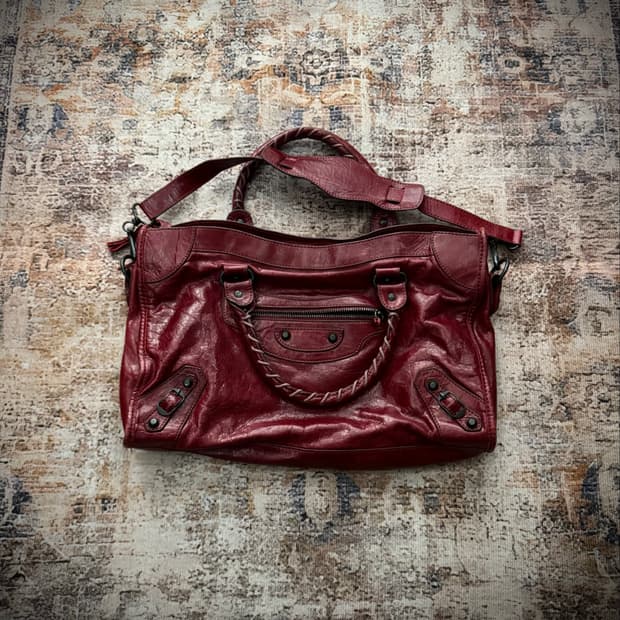 00s Vintage Wine Leather Tote