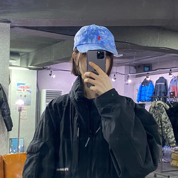 폴로 랄프로렌의 블루 타이 다이 코튼 볼캡 B3811