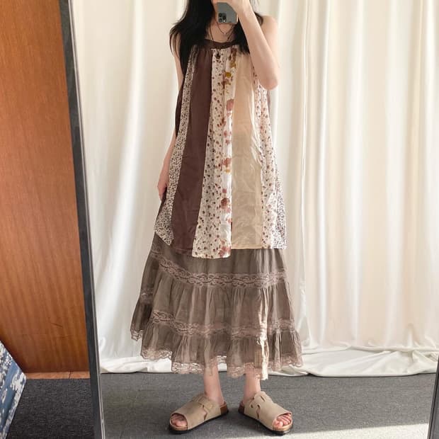 브라운 패치 슬리브리스 레이스 패치 롱스커트 모리룩