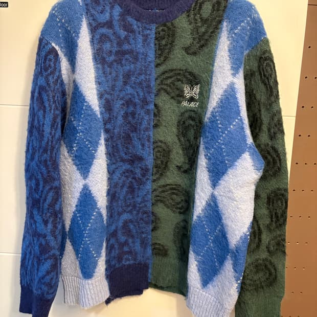 팔라스 니들스 멀티칼러 스웨터