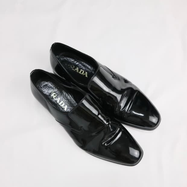 프라다 로퍼 Prada loafers