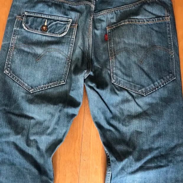 리바이스 522 빈티지 워싱 슬림 스트레이트 핏 데님 32