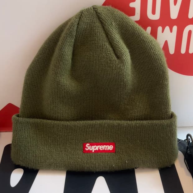 Supreme x New Era Graffiti Logo Beanie (