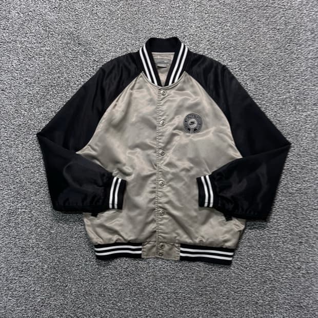 Name : 나이키 올드스쿨 오버핏 바시티 자켓 :) 