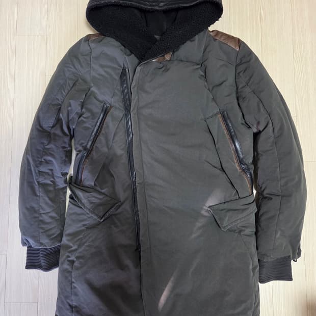 시스템옴므 가죽믹스 구스다운 패딩