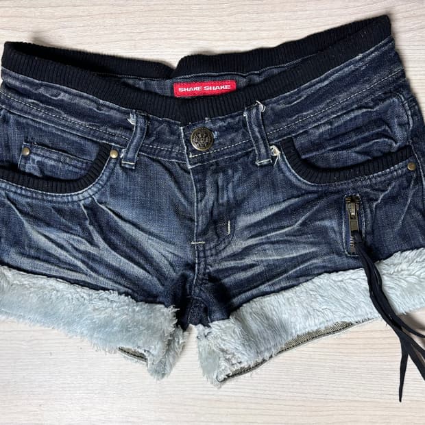 SHAKE SHAKE short pants (s)