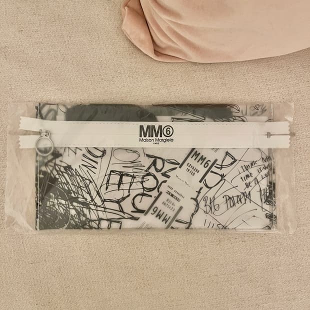 SPUR X MM6 메종 마르지엘라 한정 일본 무크지 클리어 파우치 