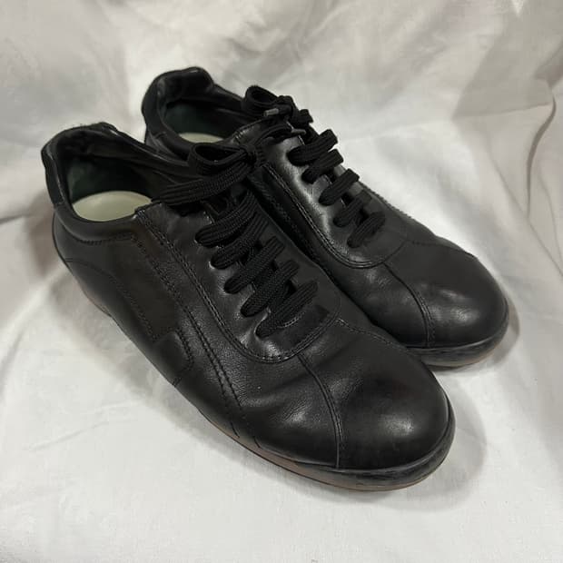 페레가모 가죽스니커즈 240-245