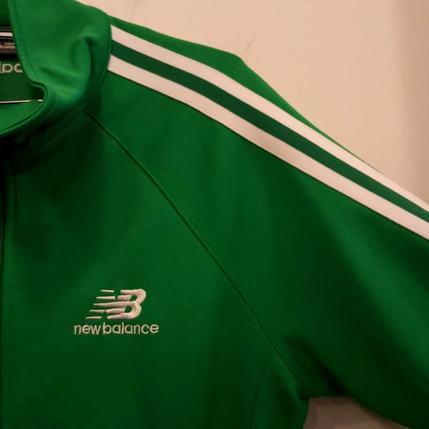 뉴발란스 레트로 그린 트랙 져지