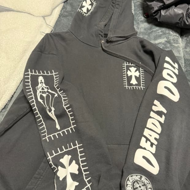 크롬하츠데들리돌후드티