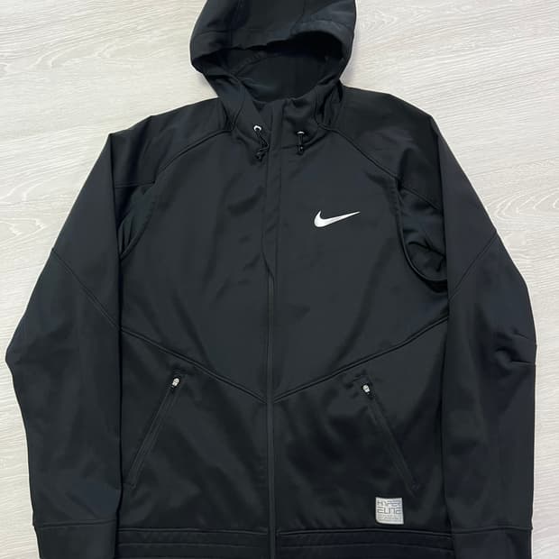 나이키 핑거홀 런닝자켓 2XL