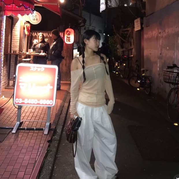 얼쓰지구 earthjigu 오프숄더탑