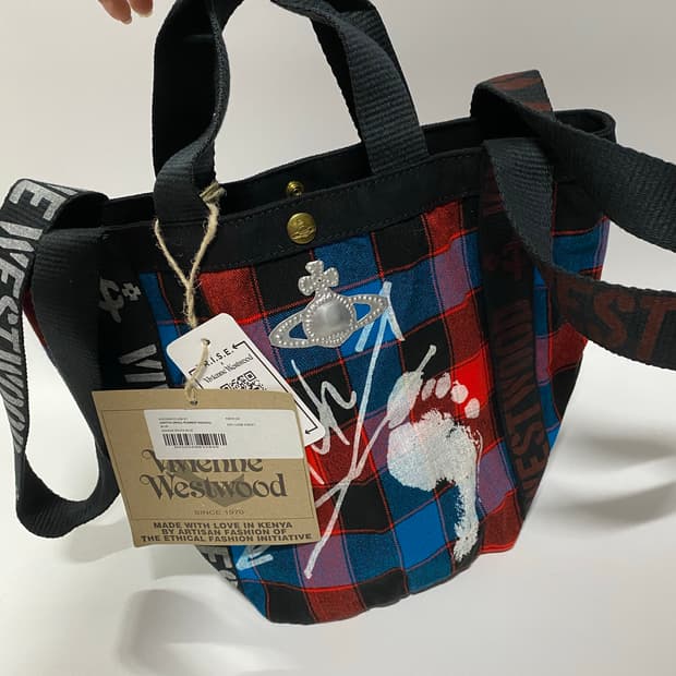 비비안 웨스트우드 스위치 러너 홀달 캔버스 호보백