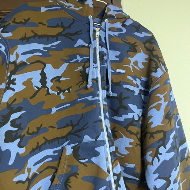 슈프림 후드집업