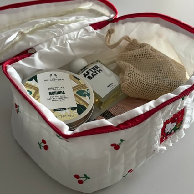 헬로키티 누빔 대용량 파우치