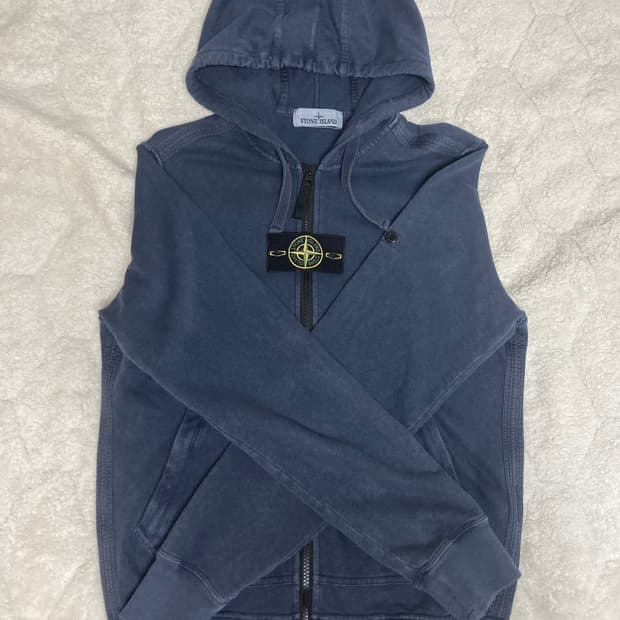 스톤아일랜드 후드집업 차콜네이비