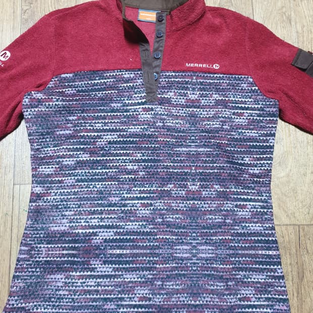 머렐 아웃도어 반집업 90 사이즈입니다