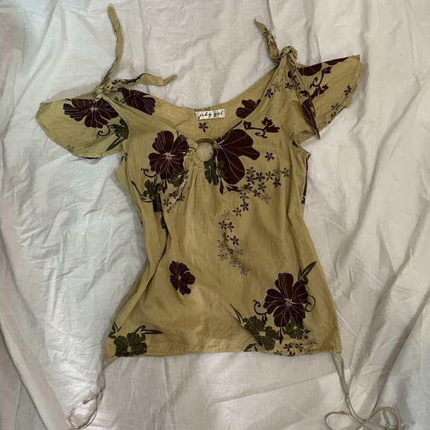 보헤미안 링 디테일 플라워 블라우스