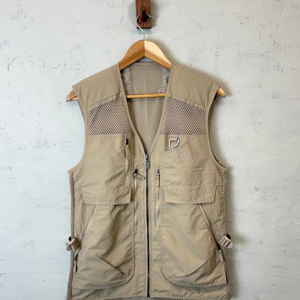 노스페이스 아웃도어 멀티포켓 바람막이 베스트