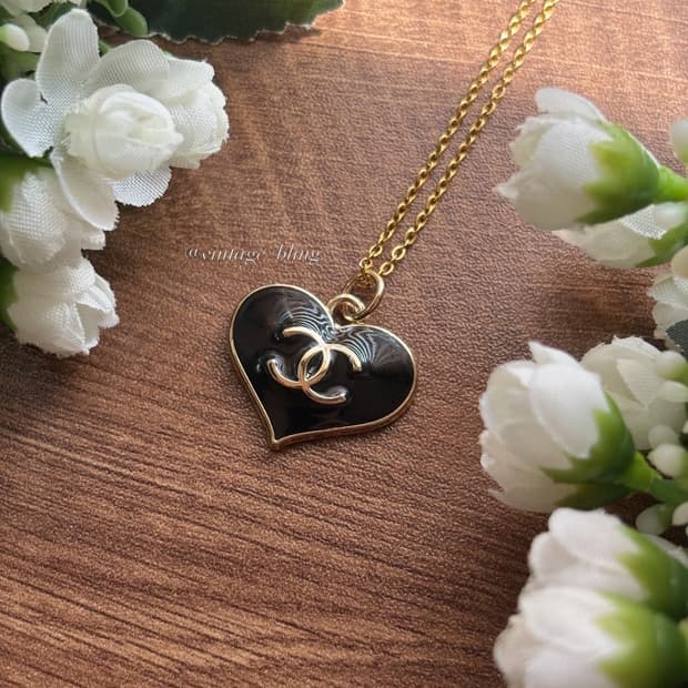 블랙) 샤넬 빅 하트 목걸이