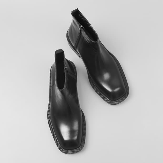 Lewk/블런트토 첼시부츠