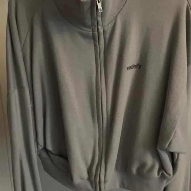 Vadefy 투웨이 집업