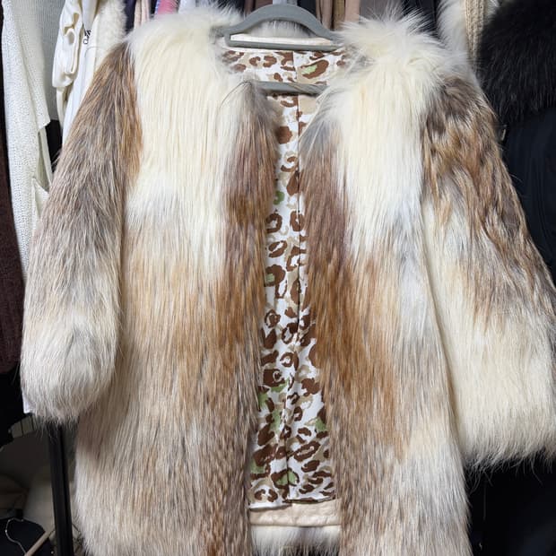 SAGA FURS Superior 폭스 퍼 코트