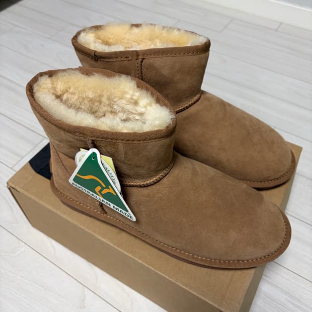 새상품 (43) UGG 어그 클래식 미니 호주판