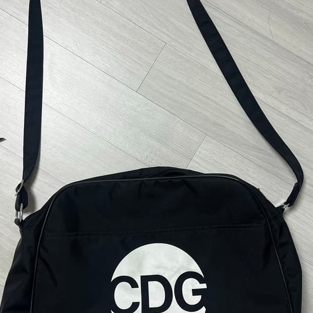 꼼데가르송 cdg 보스턴블랙 가방