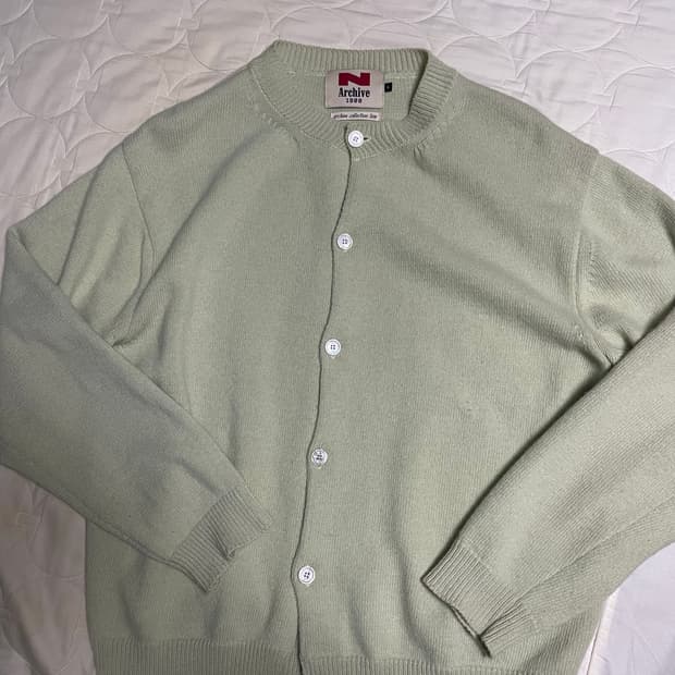 비욘드클로젯 그린 가디건