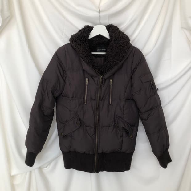 541. brown fur jumper