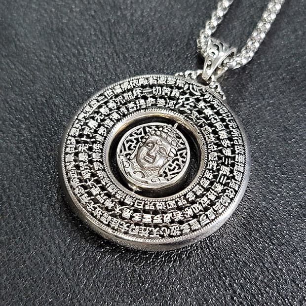 석가모니 백동 펜던트 엔틱 부처님 불교 원형 회전 만다라 남자 목걸이