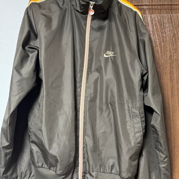 나이키 브라운 바람막이