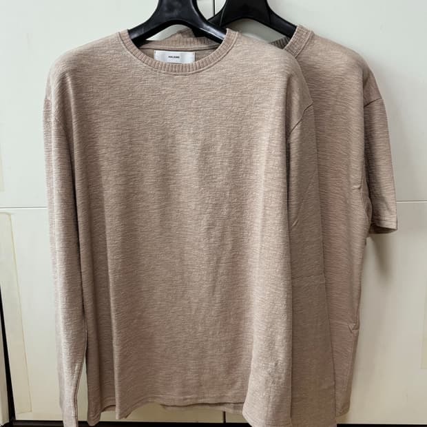 알렌느 베이지 긴팔 반팔 새상품 말도안되는 가격 일괄 처분..