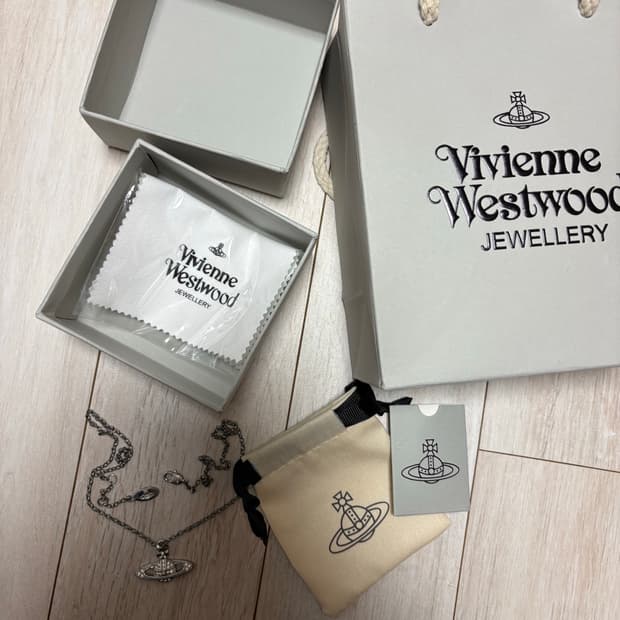 비비안웨스트우드 목걸이 풀박