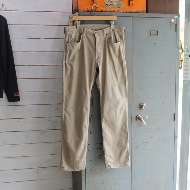 (착용컷) Wrangler 베이지 진 (남성용 36.5)
