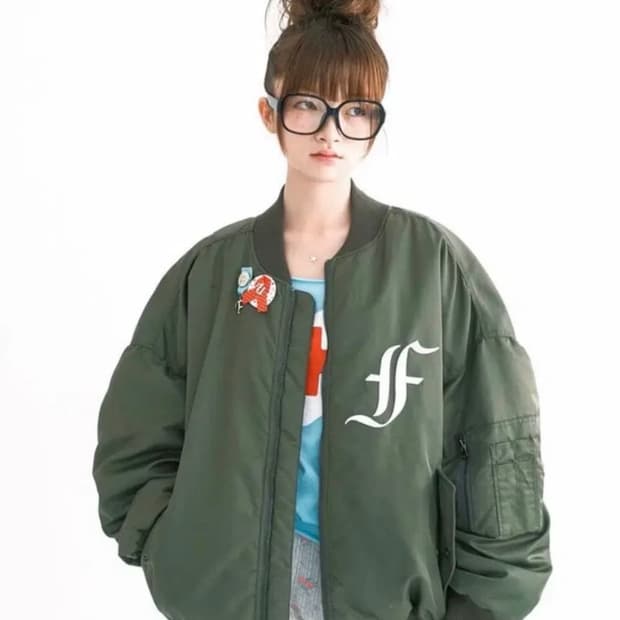 구해요,즉입가능) 샵페어리 봄버자켓 카키 구해요!