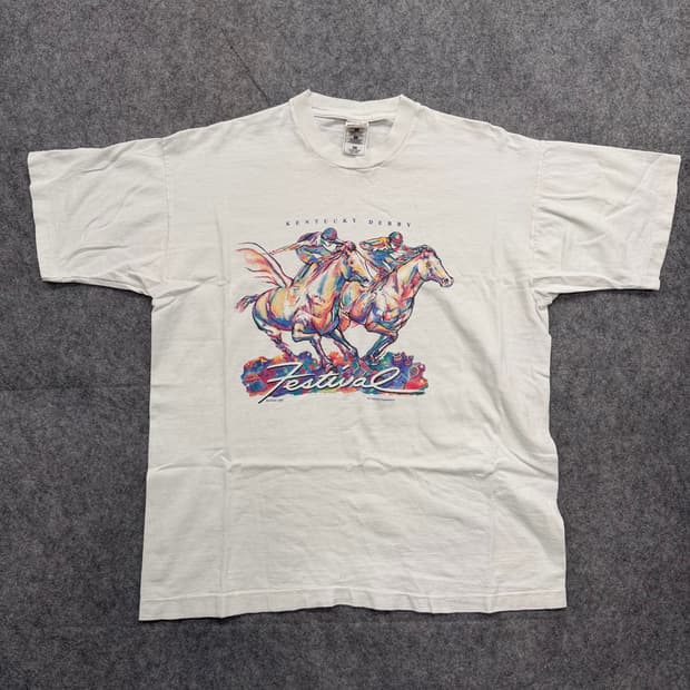 90s Vintage Fruit Of The Loom Tshirt