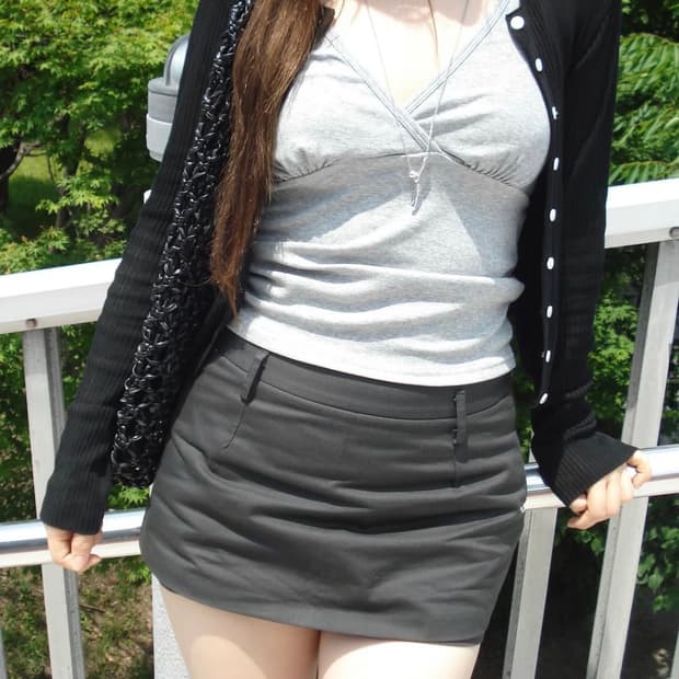 아워캐비넷 monts halter sleeveless 팝니다.