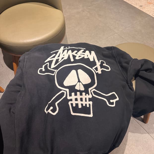 스투시 해골 후드티 L