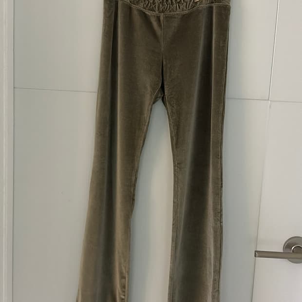  샤넬 벨벳 부츠컷팬츠 25,26 정품 