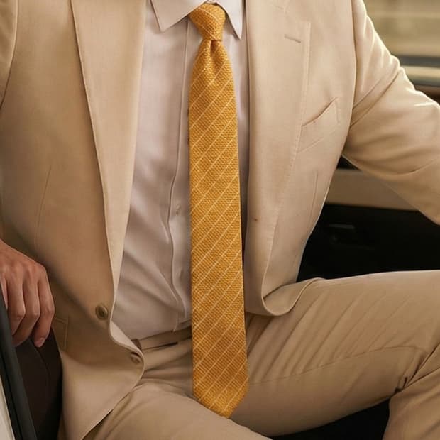 파이브 포켓 실크 옐로우 스트라이프 넥타이 9cm A+등급 A19462
