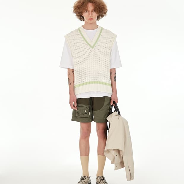 KI MYUNG 허니콤 V넥 니트베스트 아이보리