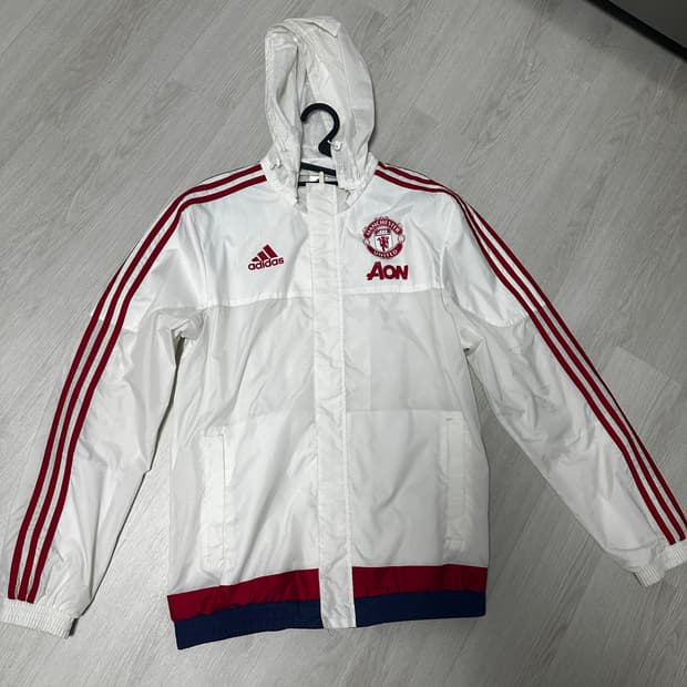 아디다스 맨유 바람막이