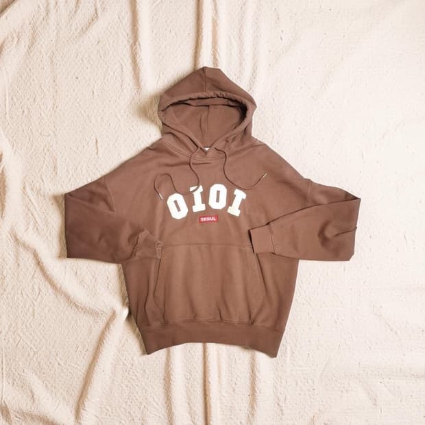 OiOi 브라운 후드티