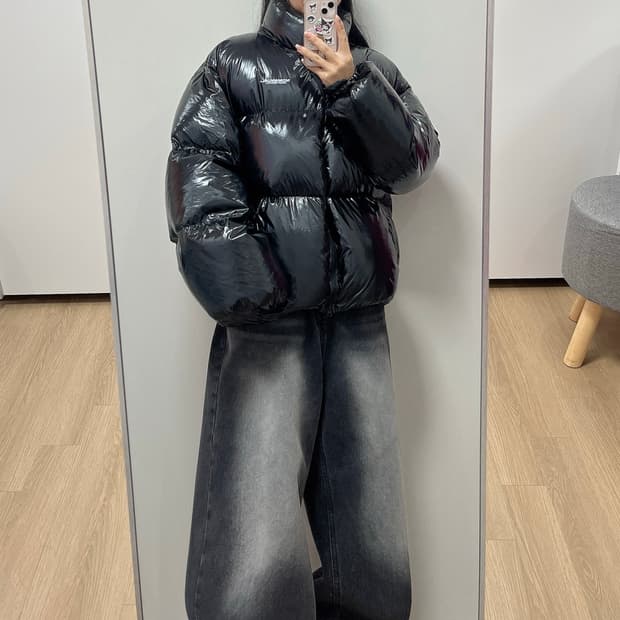 노매뉴얼 LUKE 덕다운 글로시 블랙 패딩